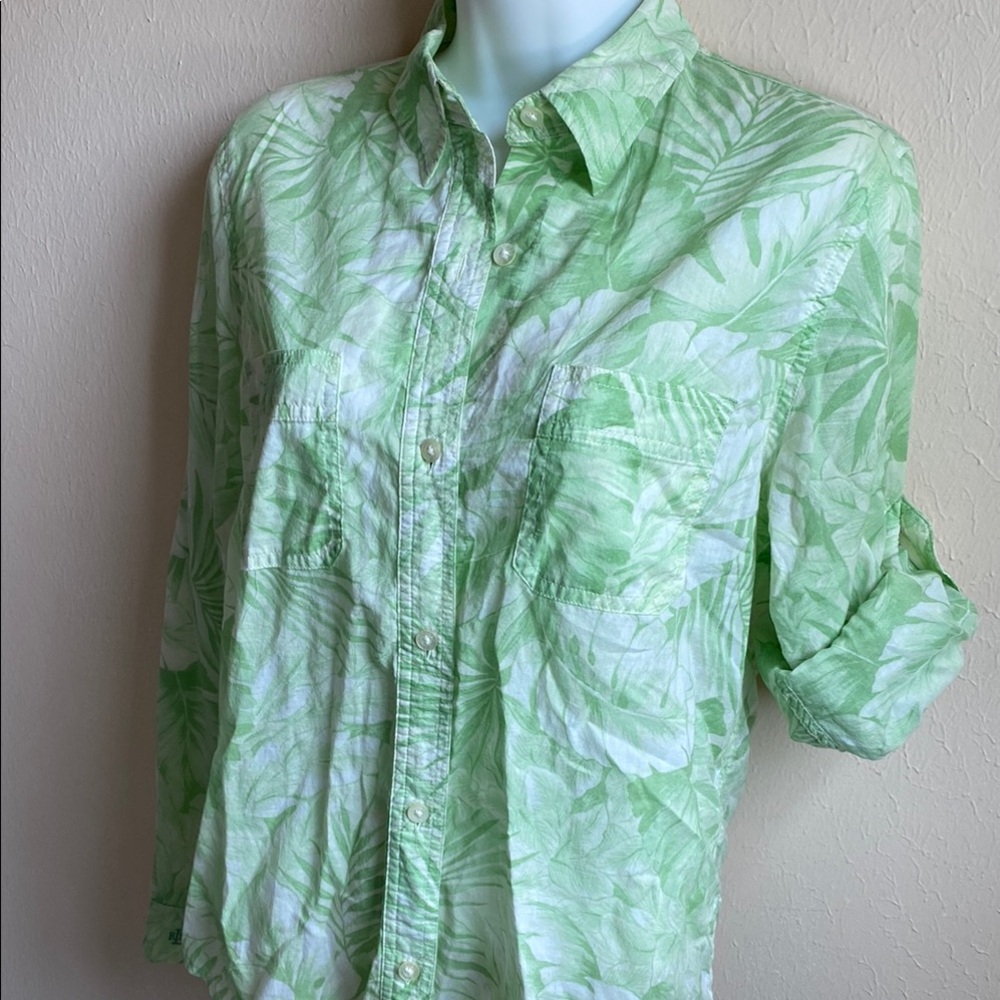 Ralph Lauren Petite Medium 100% cotton green & white long sleeve roll tab blouse